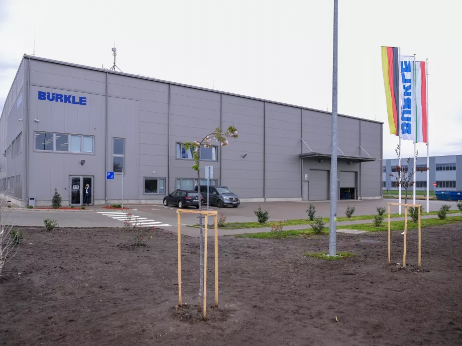 Két új üzemcsarnokkal bővült a debreceni ipari park