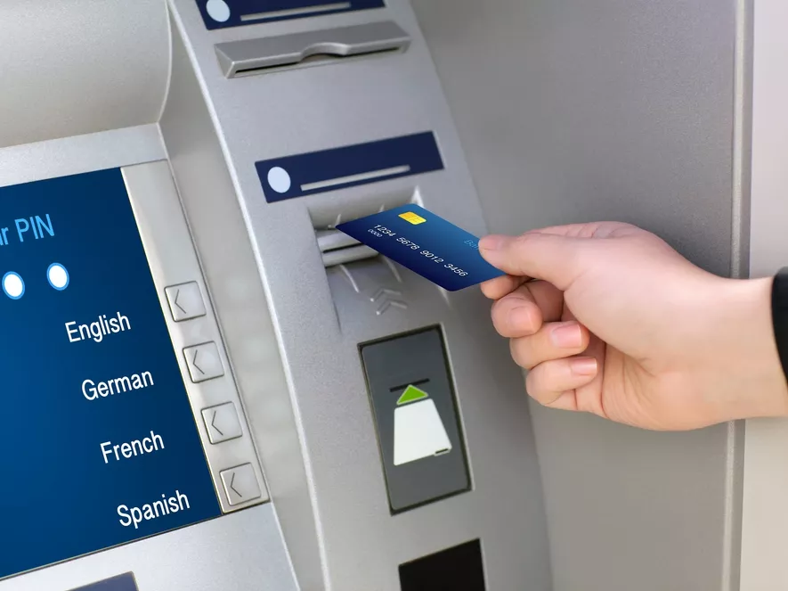 Arcfelismerő bankautomatát fejlesztettek Kínában