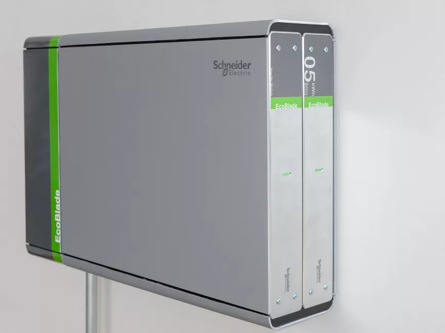 Új energiatároló rendszert fejlesztett a Schneider Electric