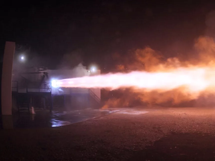 A SpaceX ezzel a rakétával küldene embereket a Marsra