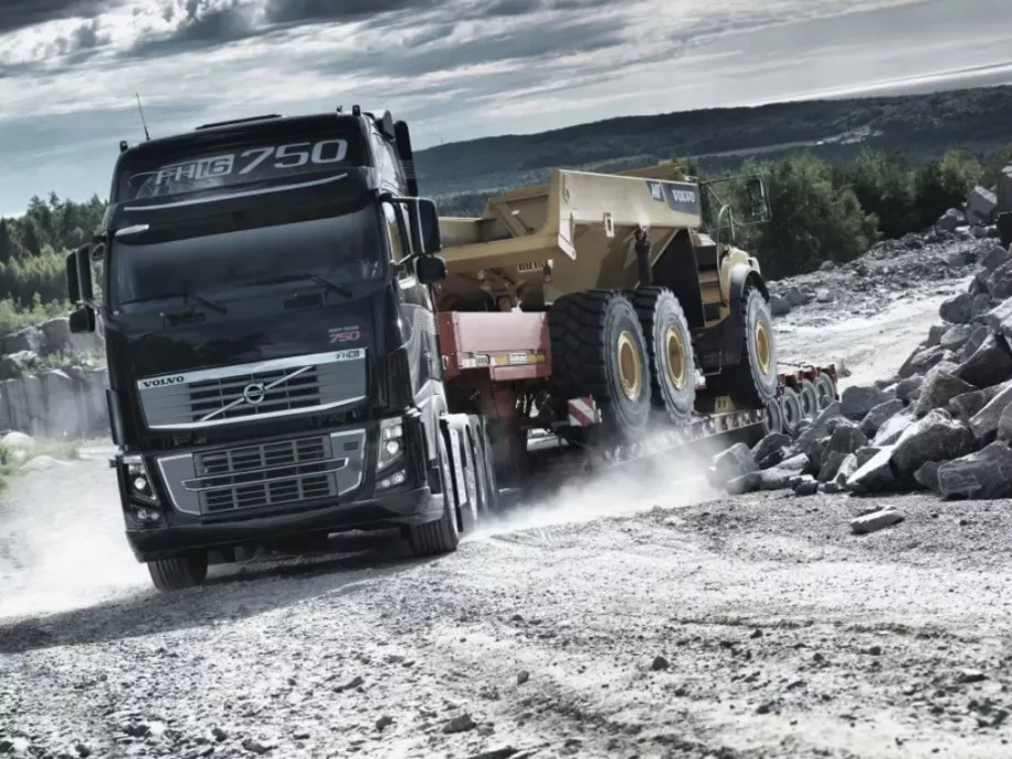 30 éves a Volvo Trucks ikonikus modellje