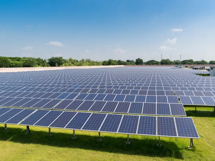 50 ezer milliárd forintos napenergiaparkot építhetnek