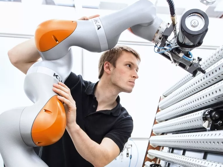 KUKA-innovációk az elmúlt évtizedből