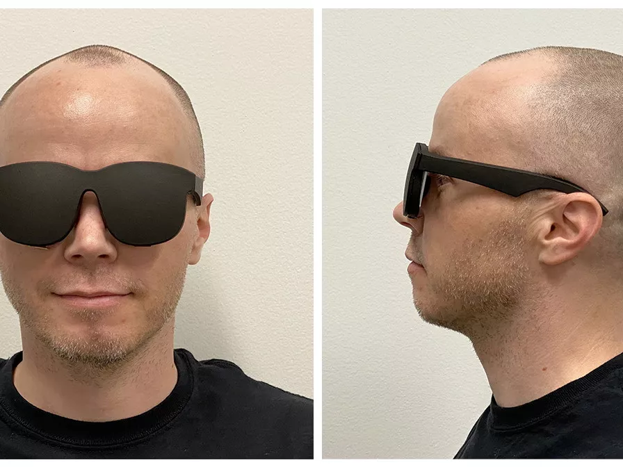 Napszemüveg nagyságú virtuális valóság headset