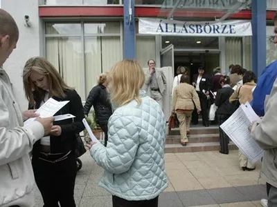 Nincs érdemi növekedés a foglalkoztatásban