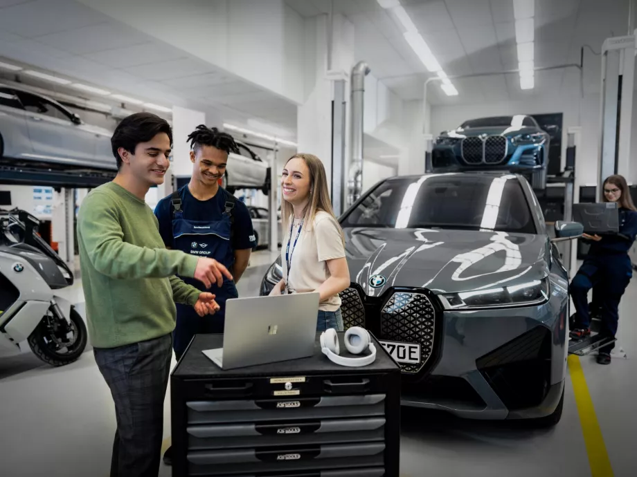 A BMW Group ismét a legnépszerűbb munkáltató