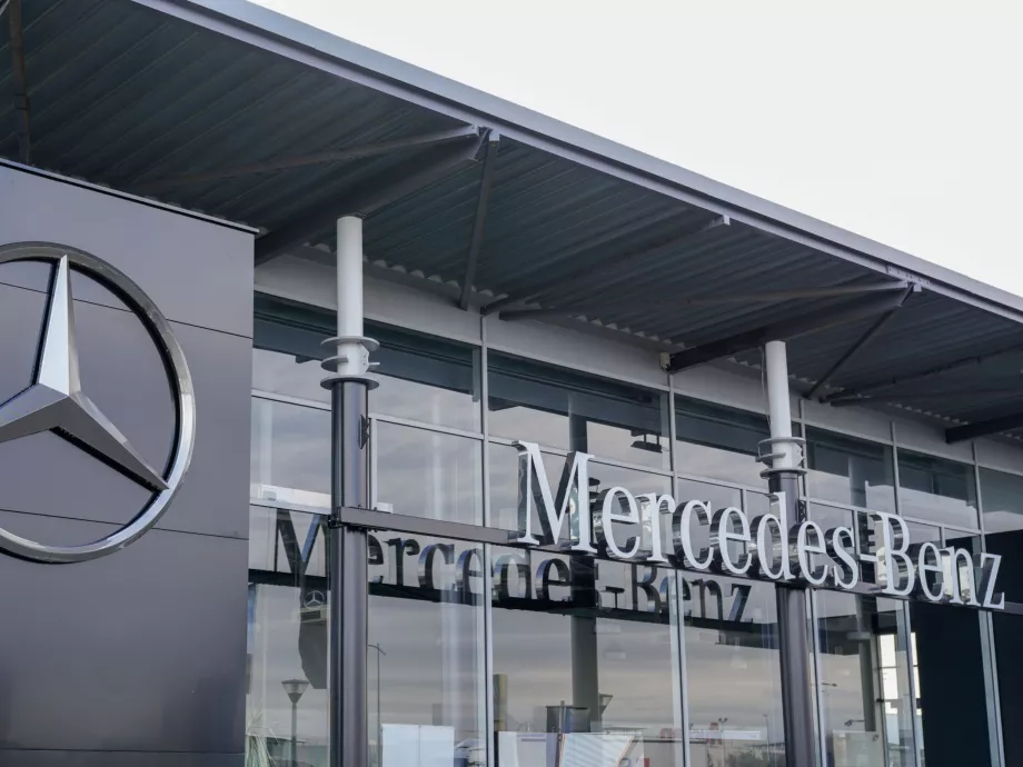 Mercedes-korszakváltás: 100 ezer autóval kevesebb Németországban, 100 ezerrel több Kecskeméten