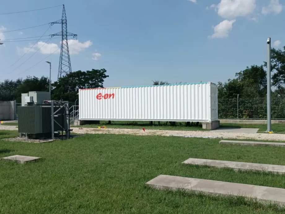 Új akkumulátoros energiatárolót épít Soroksáron az E.ON