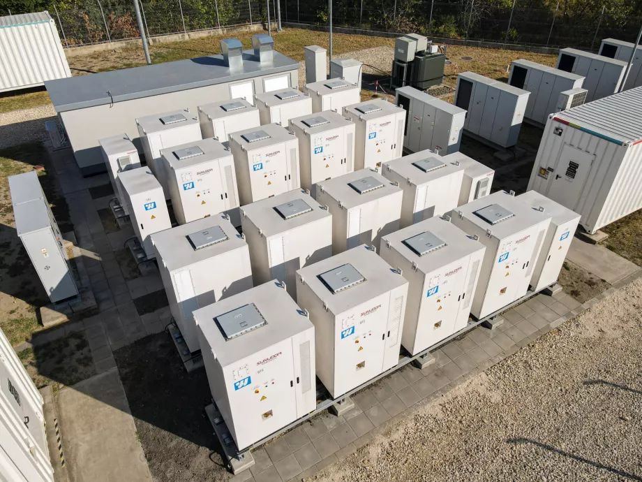 Új akkumulátoros energiatárolót telepített az E.ON Soroksáron