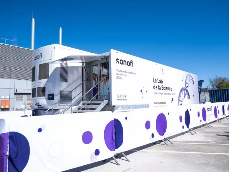 Április közepén Magyarországra érkezik a Sanofi Science Lab kiállítás