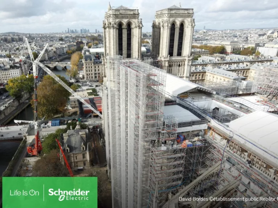 A legmodernebb energiamenedzsment megoldásokkal épül újjá a Notre-Dame